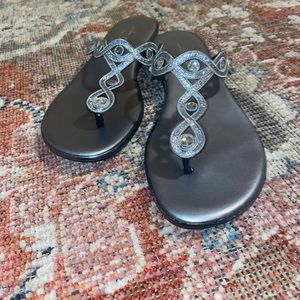 Mila Paoli Sandals size 9 pewter glitter